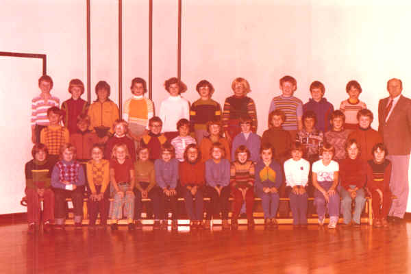 J_1966_67_75.jpg (548868 Byte)