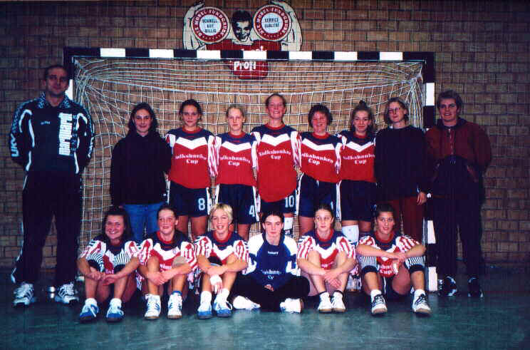 handballkathrin.jpg (57829 Byte)